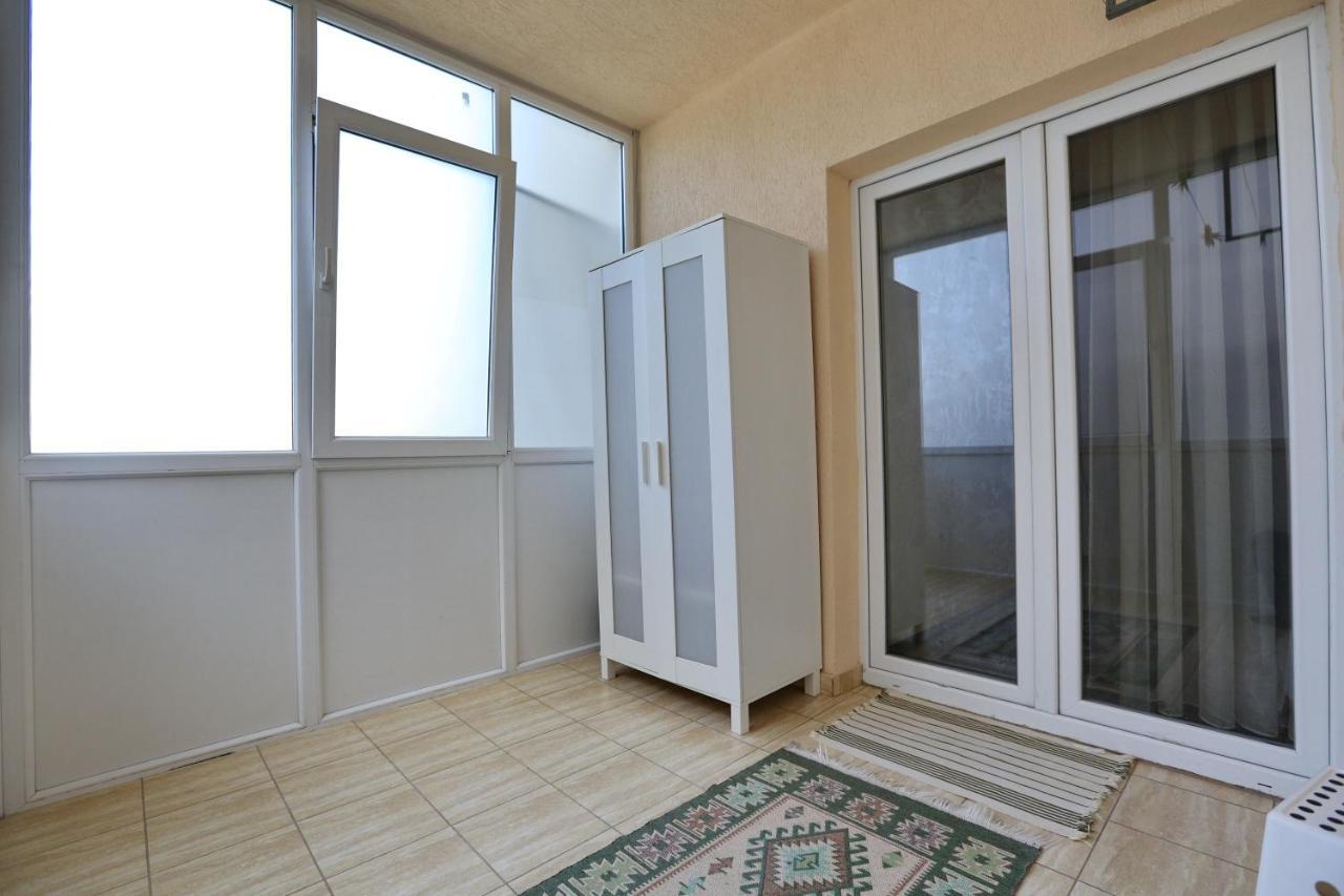 Bloc Izvor Apartment Pitesti Ngoại thất bức ảnh